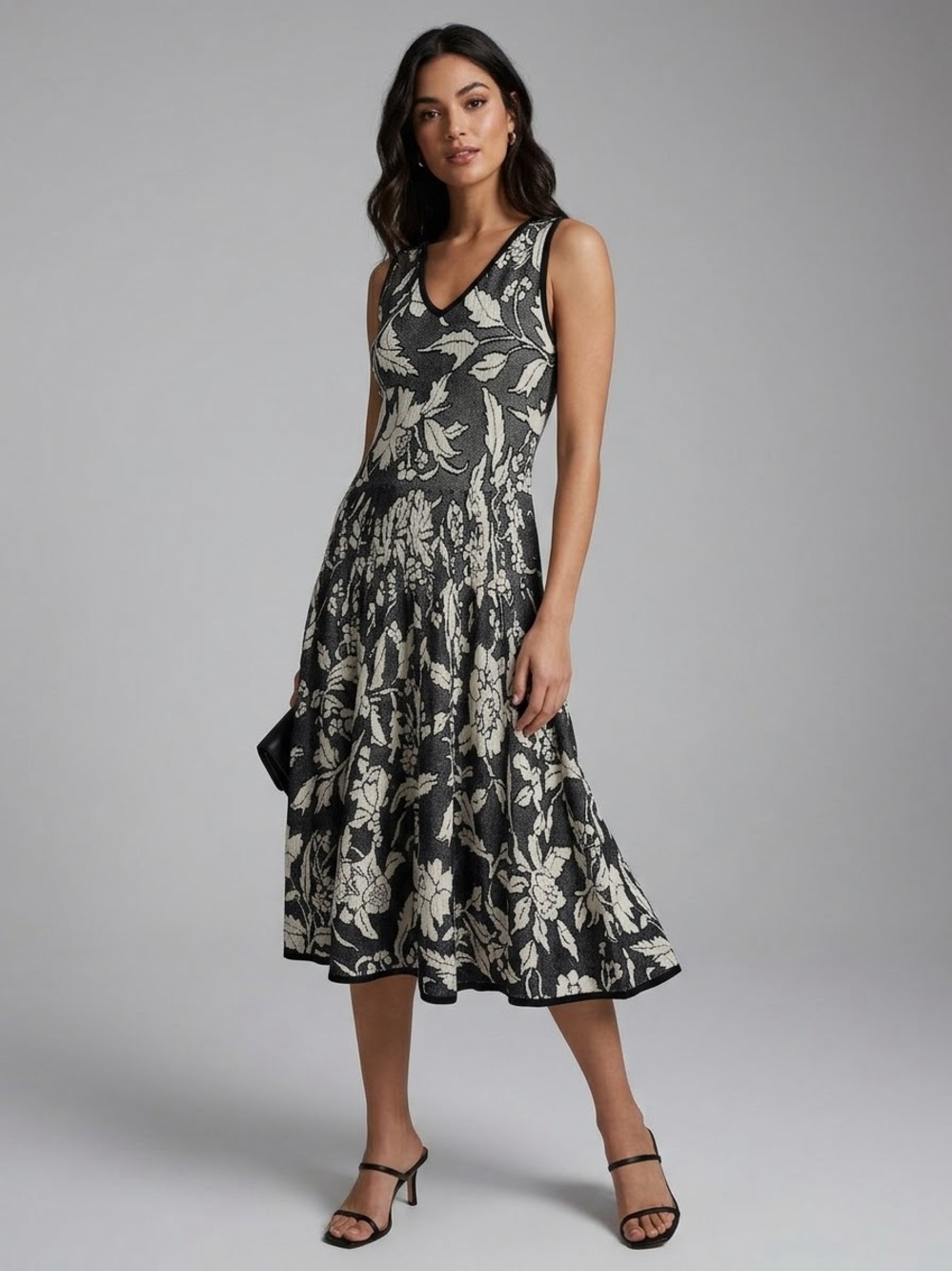 Peruvian Connection Sleeveless Black Cream knitted Floral V-Neck midi Dress S